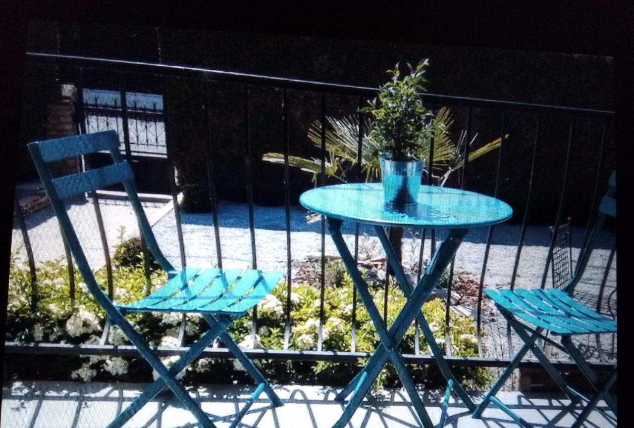 Maison Reposant Arconnay Et Jardin Apartment Exterior photo